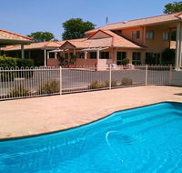 Country Roads Motor Inn - VIC Tourism