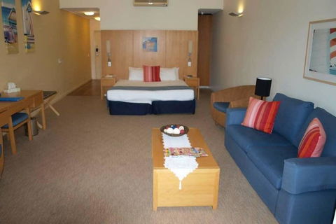 Couran Cove Resorts Waterfront Stradbroke Island Studios - Private Serviced Apartments - VIC Tourism 2