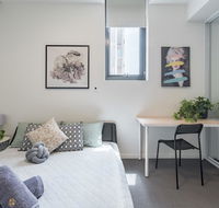 Cozy 2BR Apt 1MinWalkToTrain Bus Shopping Sleeps8 - VIC Tourism