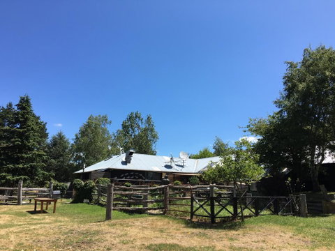 Crackenback Farm Guesthouse - VIC Tourism 0