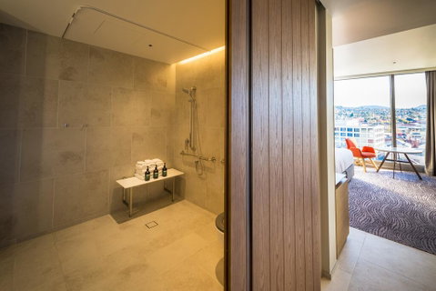 Crowne Plaza Hobart - VIC Tourism 2