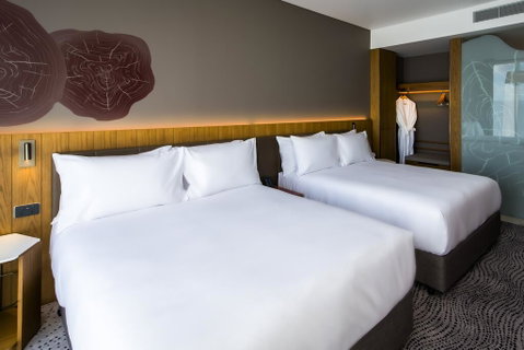 Crowne Plaza Hobart - VIC Tourism 3