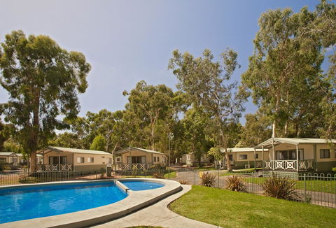 Crystal Brook Tourist Park - VIC Tourism 0