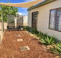Cute Private Studio Flat with AIRCON - VIC Tourism