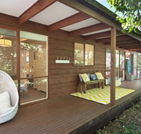 De Angelis Beach House - VIC Tourism