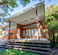 Decked out for a Fantastic Holiday - Winnett St Woorim Upstairs only - VIC Tourism