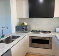 Delicate and Peaceful Bundoora Townhouse 10 - VIC Tourism