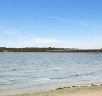 Delightful Duplex on Rose Ct Bongaree - VIC Tourism