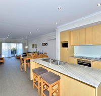 DelMar 3 - VIC Tourism