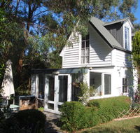 Devon Cottage - VIC Tourism