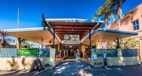 Diggers Tavern - VIC Tourism 0