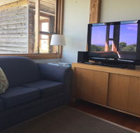 Dolphin Beach House - VIC Tourism