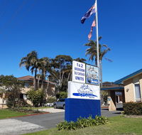 Dolphins of Mollymook Motel and Fifth Green Apartments - VIC Tourism