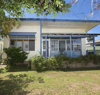 DOUGLAS COTTAGE FORSTER - VIC Tourism