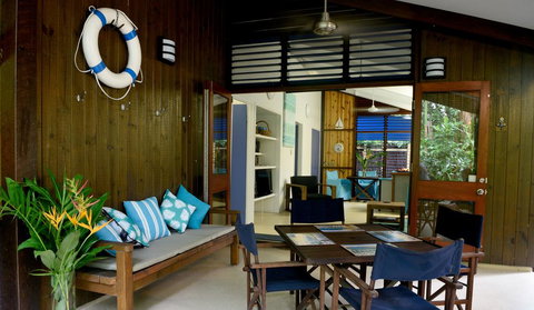 Driftwood - VIC Tourism 0