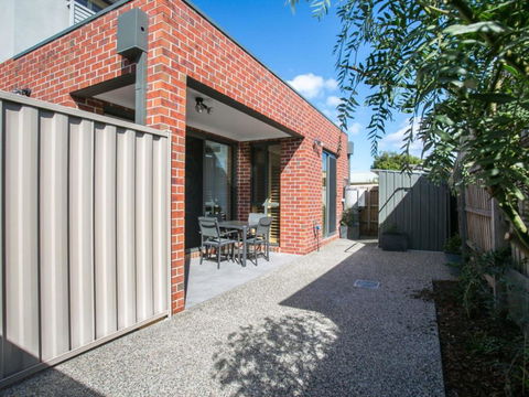 Driftwood Apartment Rye - VIC Tourism 1