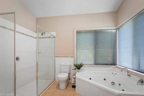DRIFTWOOD VILLA - Free Wifi, Walk To Beach - VIC Tourism 2