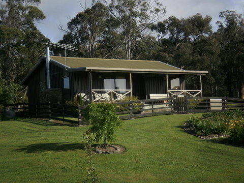 Duffy's Country Accommodation - VIC Tourism 0