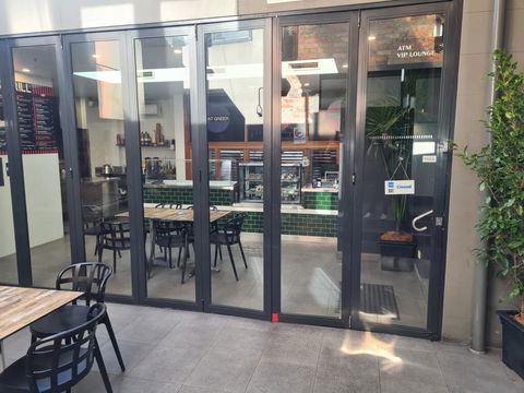 Dunkirk Hotel - VIC Tourism 0
