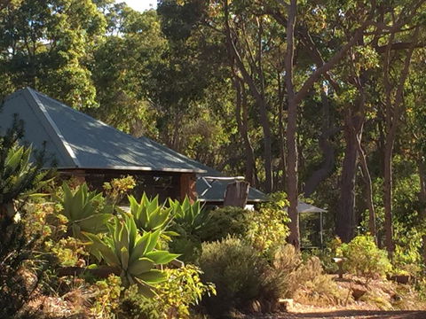 Dunsborough Ridge Retreat - VIC Tourism 0