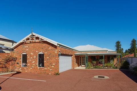 Durham Lodge Bed & Breakfast - VIC Tourism 2