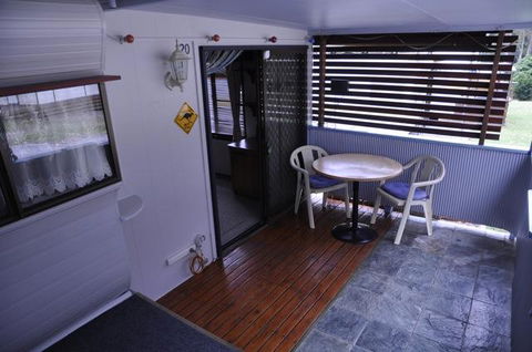 Durras Lake North Holiday Park - VIC Tourism 3