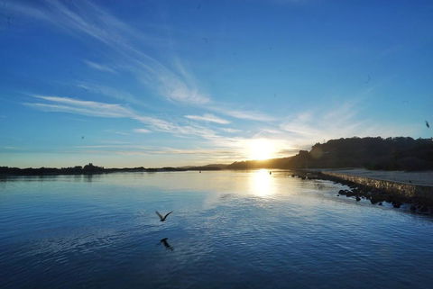 Eagle Bay Cottage - VIC Tourism 1