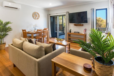 EAGLE VIEW UNIT 5 STAR - VIC Tourism 0