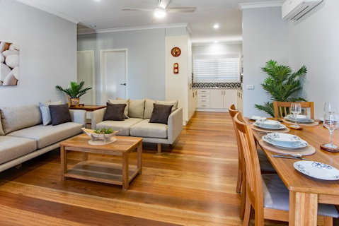 EAGLE VIEW UNIT 5 STAR - VIC Tourism 1