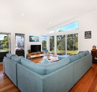 Eagleview - Pet Friendly - 4 Min Walk to Beach - VIC Tourism