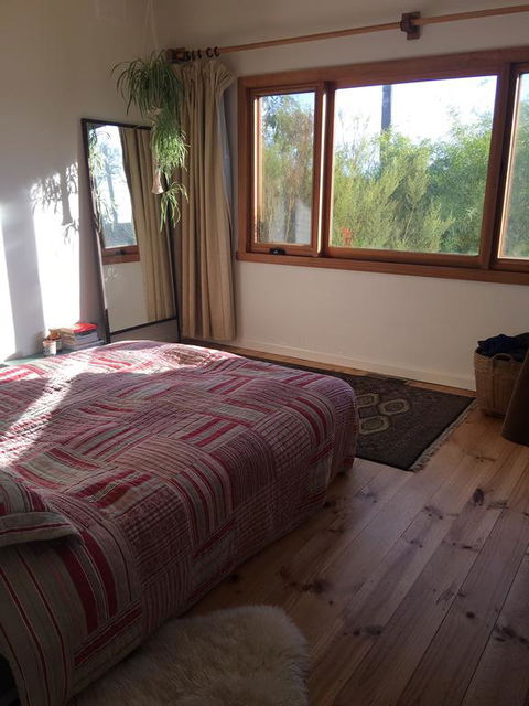 Eco-renovated Light-filled House On A Hill - VIC Tourism 3