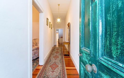 Eliza 1875 Red Brick Duplex Townhouse - VIC Tourism 1