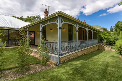 Elm Tree Lodge Beechworth - VIC Tourism 3