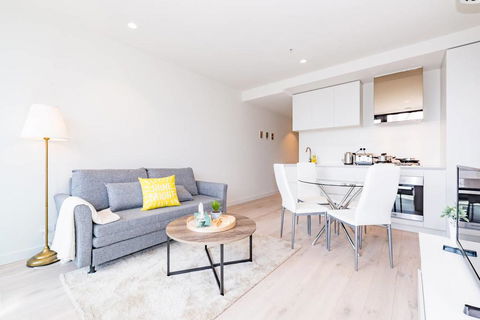 EQ Tower Luxury 1 Bedroom Central Melbourne - VIC Tourism 1