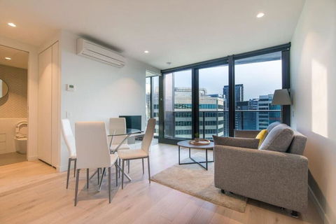EQ Tower Luxury 1 Bedroom Central Melbourne - VIC Tourism 0
