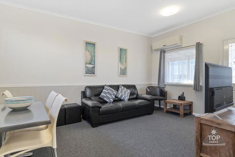 Esperance Bay Holiday Park - VIC Tourism 1