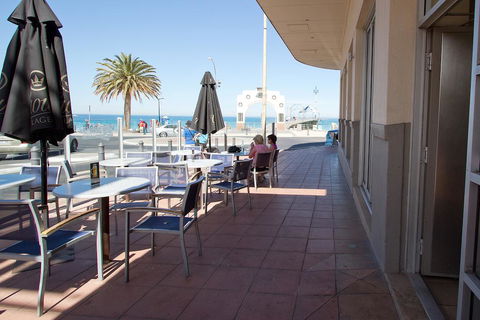Esplanade Hotel Adelaide - VIC Tourism 3
