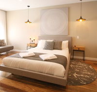 EVOLVE Near Adelaide CBD - Netflix / Wine / Lock up Garage - VIC Tourism