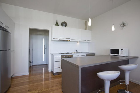 Exclusive Anglesea River Beach Apartment - VIC Tourism 1