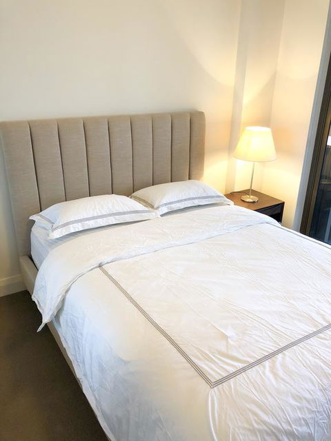 Executive Apartment Sydney Olympic Park - VIC Tourism 3