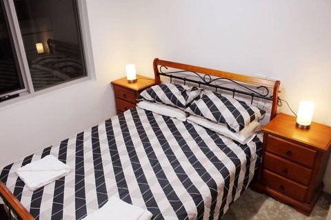 Executively Styled 2 Bed, 2 Bath, Perfect Location - VIC Tourism 2