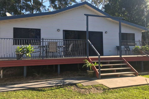 FAIRVIEW COTTAGE 25B - Waterfront Accommodation - VIC Tourism 2