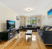 Family Getaway - Walk to Bay Beach - VIC Tourism