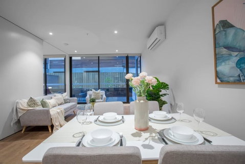 Fantastic 2 Beds APT In Boxhill W Great Location - VIC Tourism 0