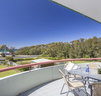 Fathoms 17 - Mollymook ALL LINEN PROVIDED - VIC Tourism
