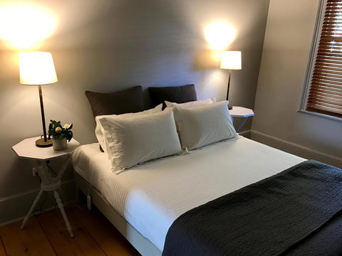 Fig Cafe And Accommodation - VIC Tourism 3