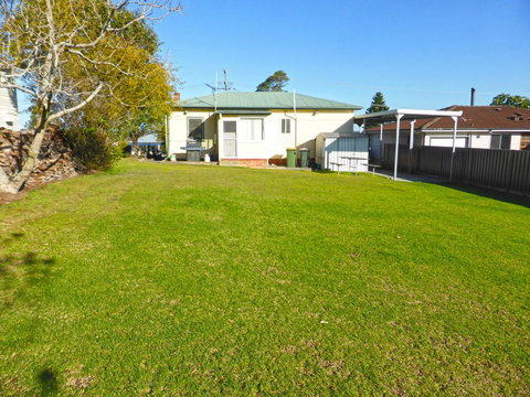 Fisherman's Friend @ Greenwell Point - VIC Tourism 2
