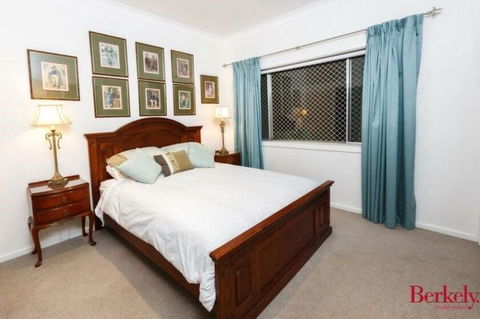 Flat In Heart Of Griffith - VIC Tourism 3