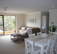 Fleur Court Unit 9 26-28 Head Street - VIC Tourism