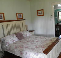 Follywood Guesthouse BB - VIC Tourism